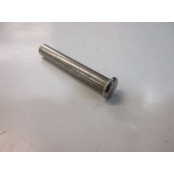international Hood pin latch