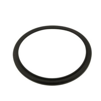 Volvo V4 rear hub seal